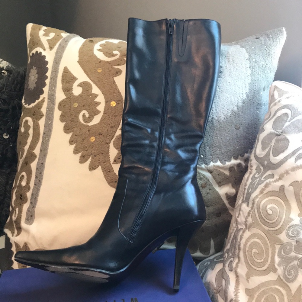 Stuart Weitzman black curved heel knee high boots